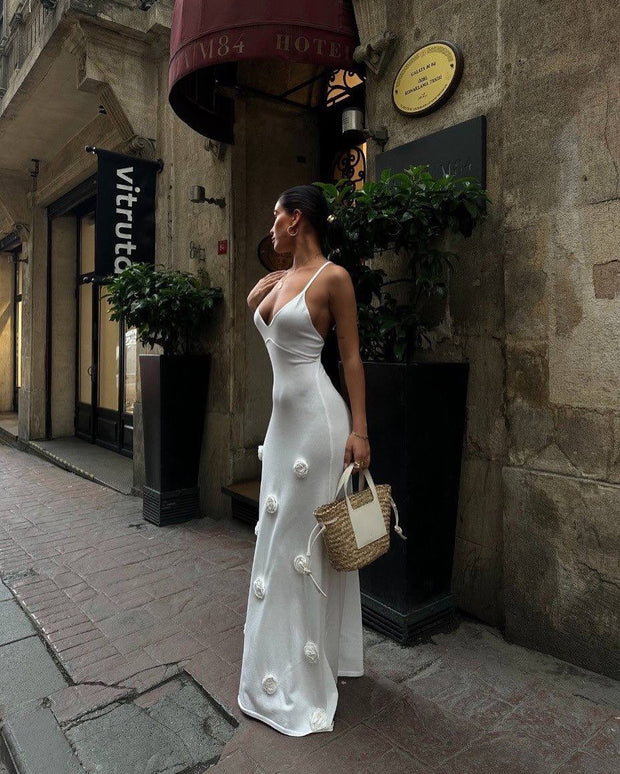 V-neck 3D effect knitted suspender dress