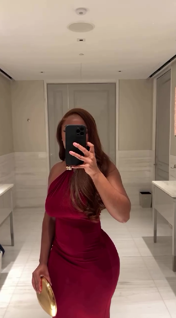 High-end sleeveless elegant dress