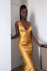 Sexy slim-fit deep v dress