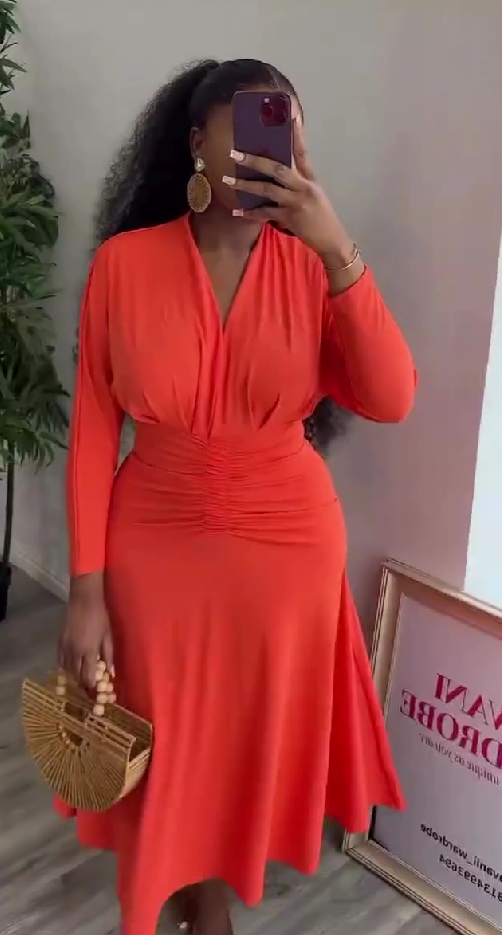 Solid color long sleeve V-neck elegant dress