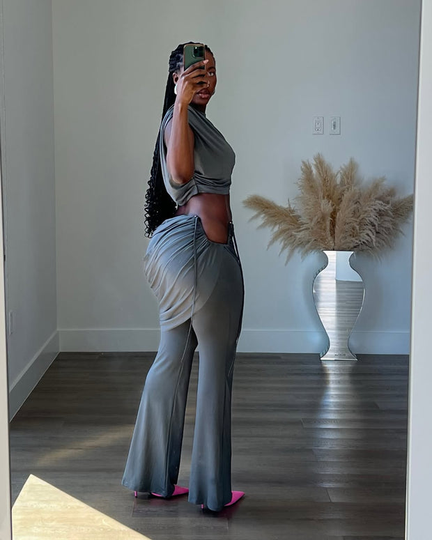 Pleated round neck irregular flared trousers suit