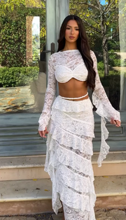 White lace ruffle suit
