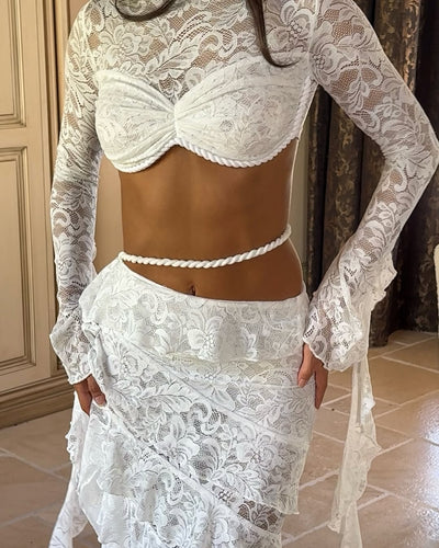 White lace ruffle suit