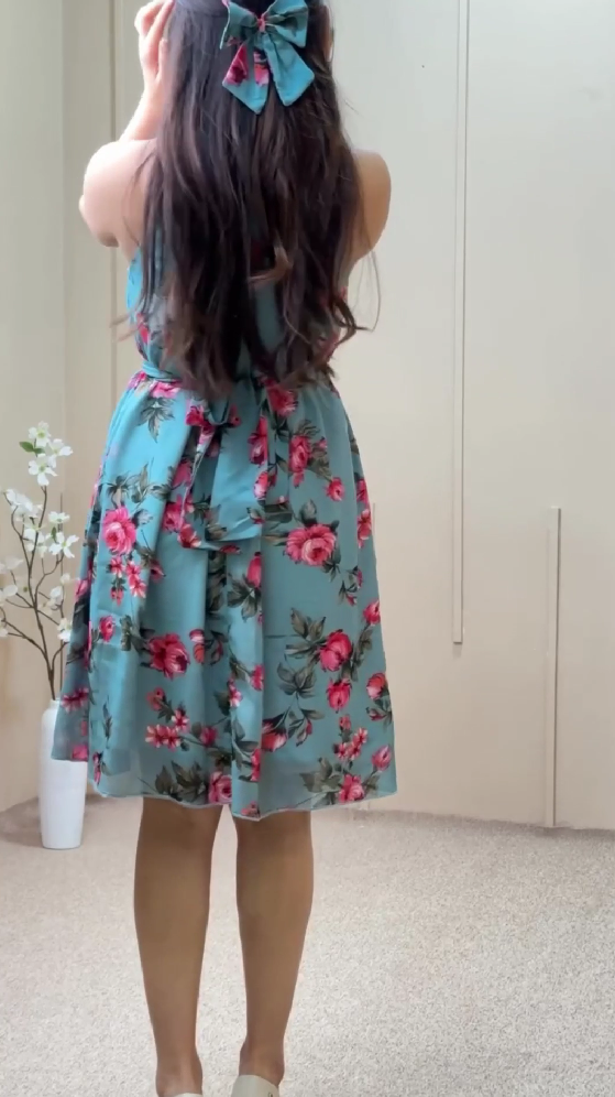 Blue Sleeveless Rose Print Dress