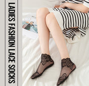 Rose lace socks