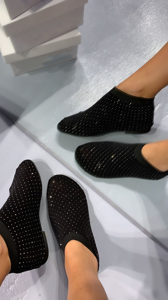 Sparkly Stylish Black Flats