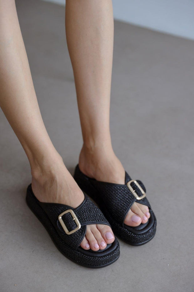 Wicker Buckle Detailed Wicker Women's Slippers