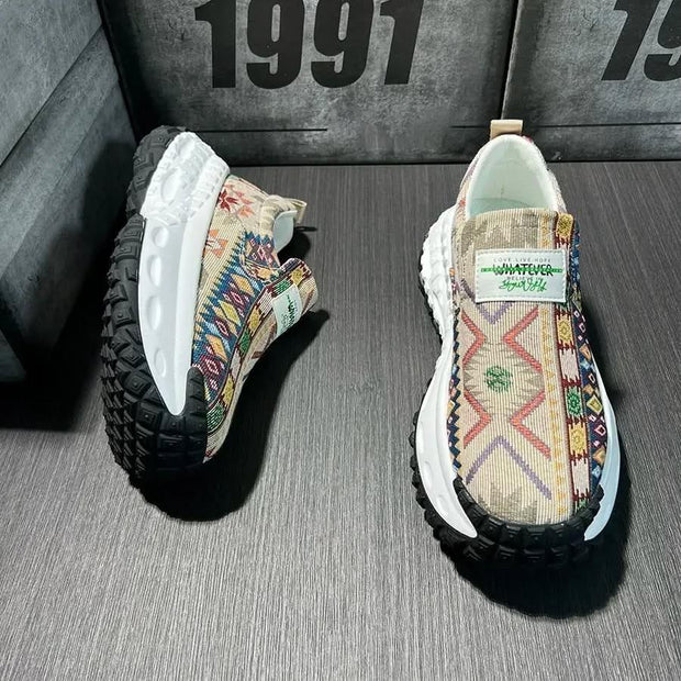 Democratic style canvas platform shoes
