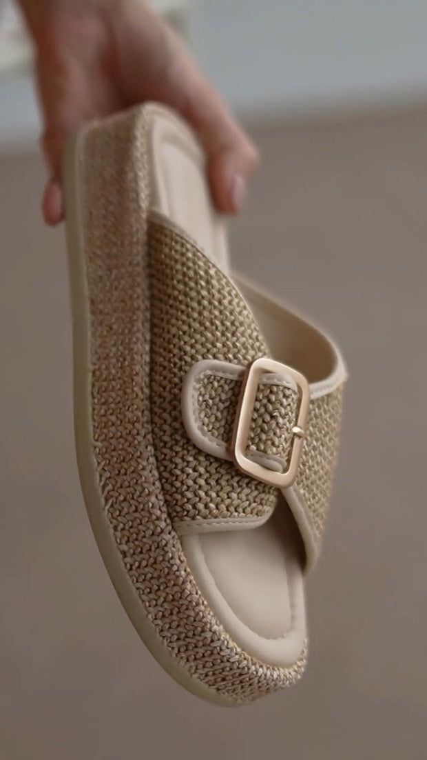 Wicker Buckle Detailed Wicker Women's Slippers