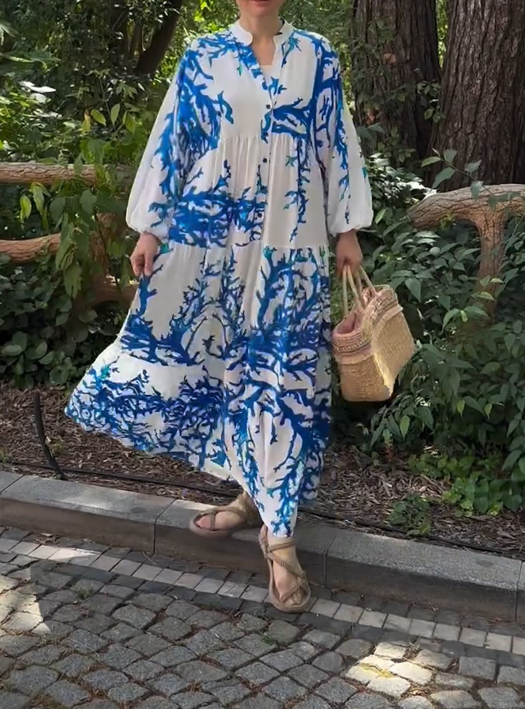 2024v-neck blue floral leaf loose lantern sleeve dress