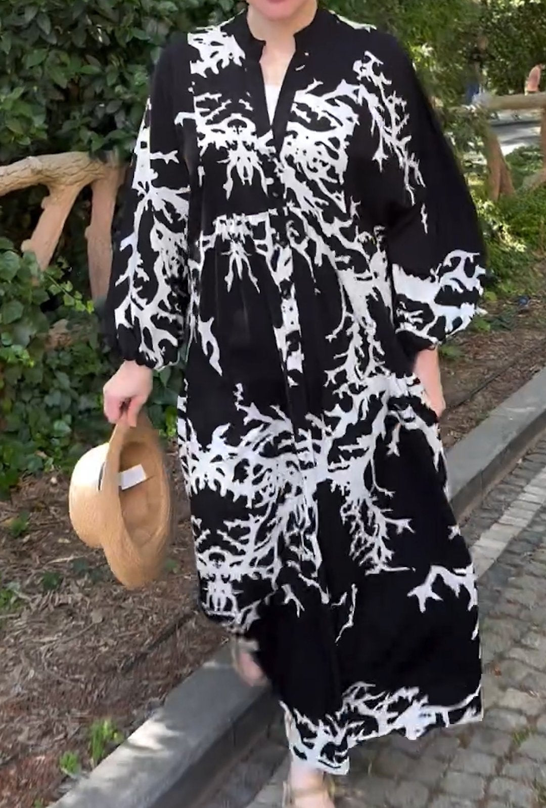 2024V-neck puff sleeve leaf print loose dress